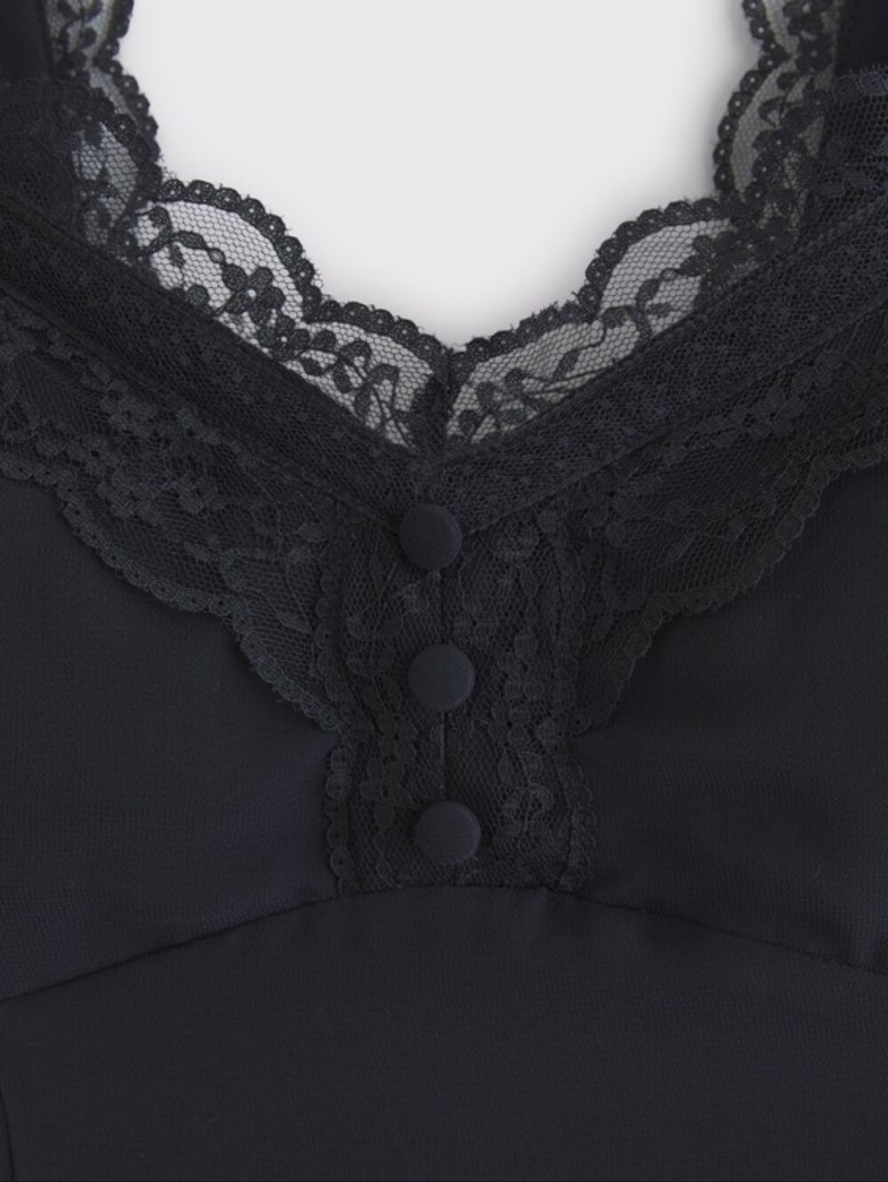 Abercrombie & Fitch Bra-Free Lace-Trim Button-Through Mini Dress | Black | XL - Picture 7 of 10